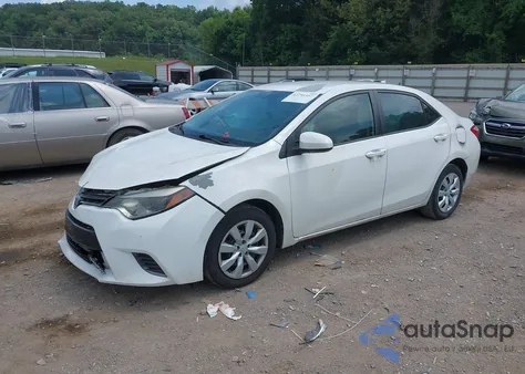 2016 Toyota Corolla Le z USA, uszkodzony, nr VIN 5YFBURHE2GP534621
